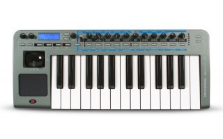 Novation - XioSynth 25