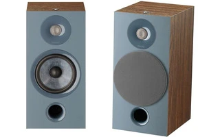 Focal Chora 806 Nogal Oscuro