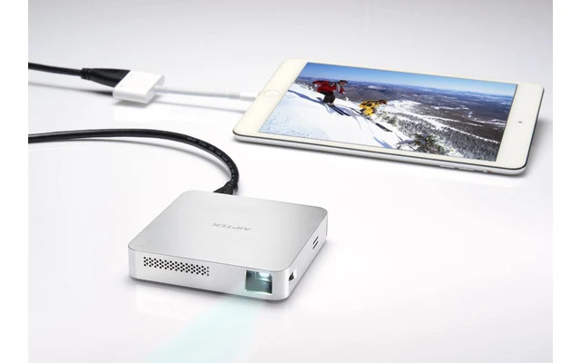 AIPTEK MobileCinema i70
