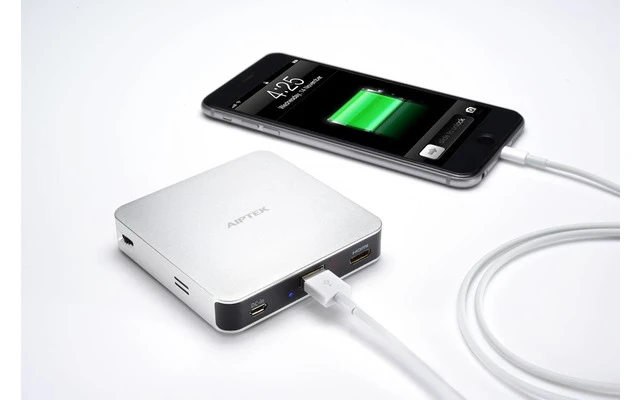 AIPTEK MobileCinema i70