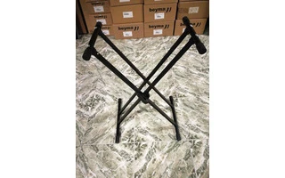 Reacondicionado -  Soporte en forma de doble "X" para instrumentos y teclados - Stock B