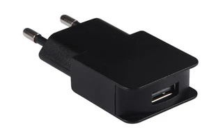 Cargador con conexión USB 5V - 1A - Negro