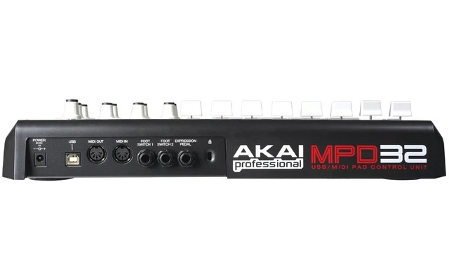 Akai MPD 32