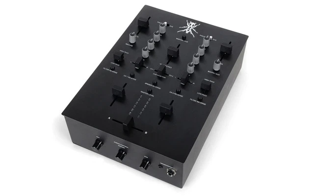 DJ Tech Thud Rumbe TRX