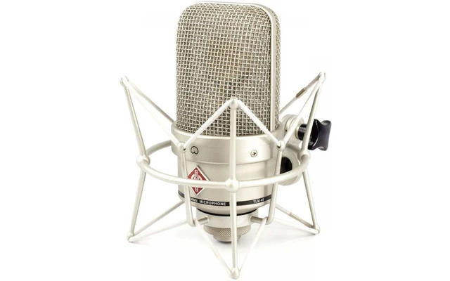 Neumann TLM 49