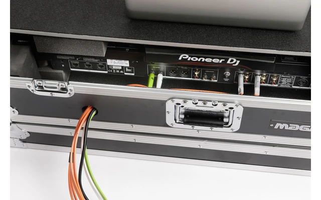 Magma DJ Controller Workstation XDJ-XZ 19