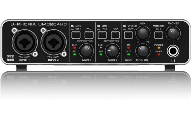 Behringer UMC204HD