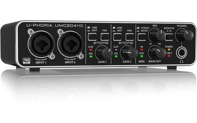 Behringer UMC204HD