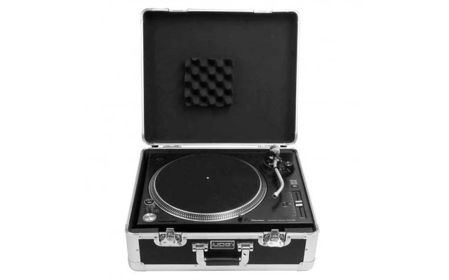 UDG Ultimate Pick Foam Flight Case Multi Format Turntable Silver