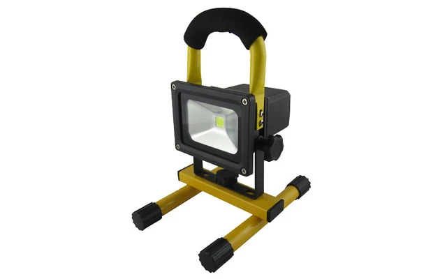 Foco LED portable y recargable 10W IP65
