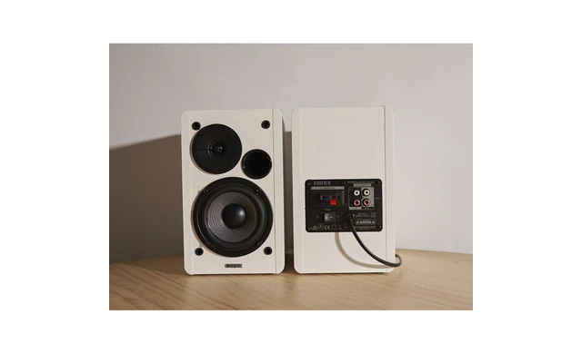 Edifier Studio R1280T Blanco