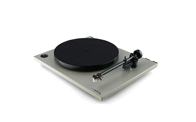 Rega RP1 Titanium