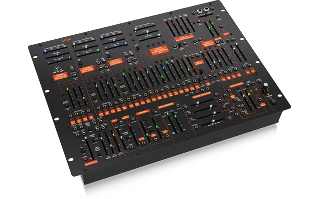 Behringer 2600