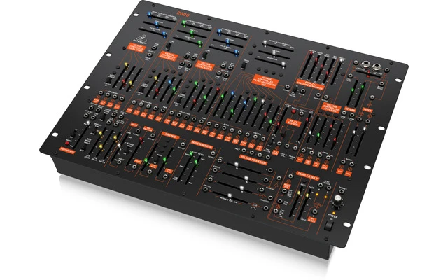 Behringer 2600