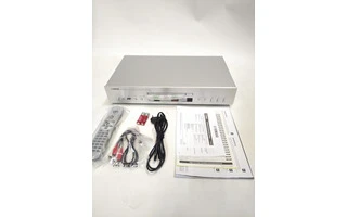 Yamaha CD-S300 Plata - Liquidación