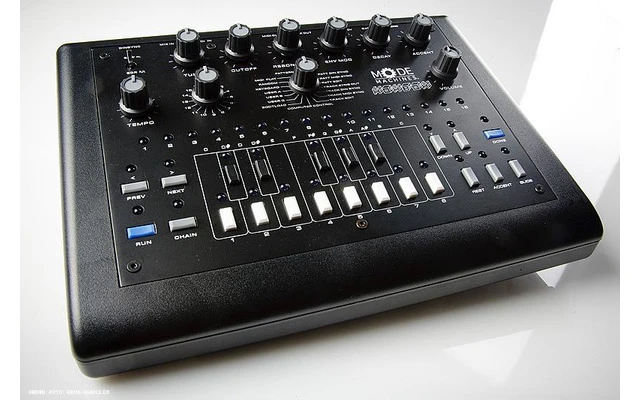 MODE MACHINES x0xb0x TB-303 Led Azul (Clon Roland TB-303)