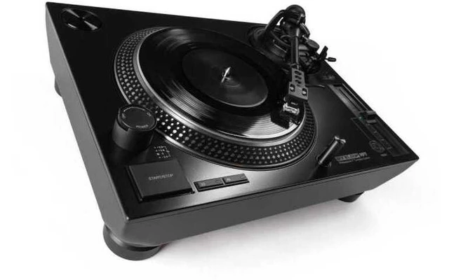 Reloop RP-7