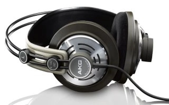 AKG K 142 HD