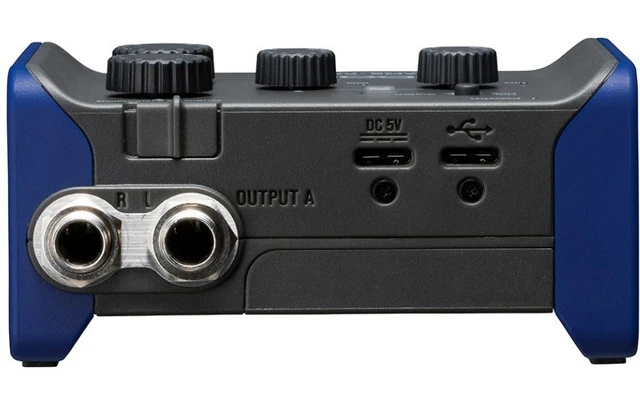 Zoom AMS-24