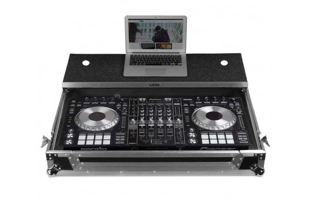 UDG Ultimate Flight Case Pioneer DDJ-RZ/SZ2 Silver Plus (Laptop Shelf + Wheels)