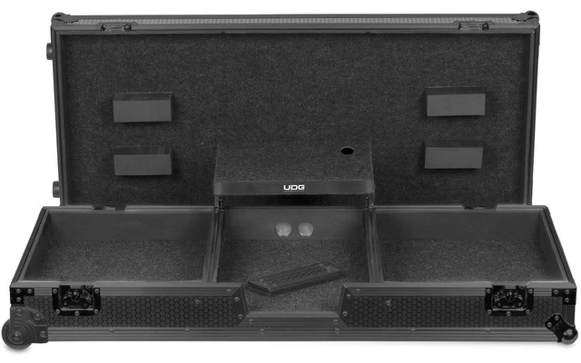 UDG Ultimate Flight Case Set Multi Format Giradiscos battle & 10
