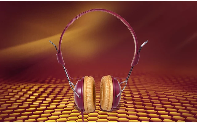On-Earz Lounge Prawn Gold