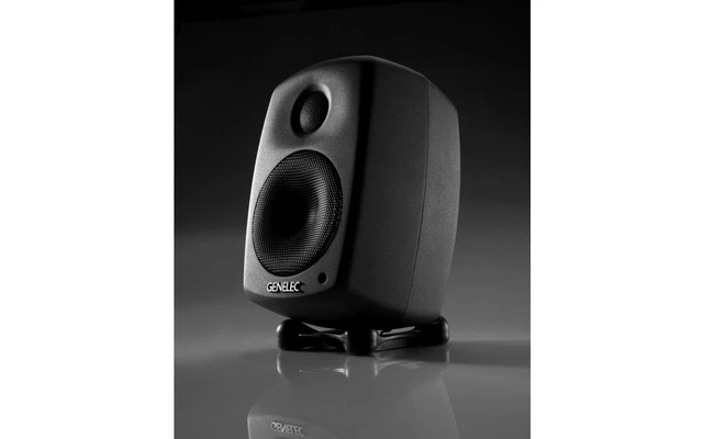 Genelec 8010A PM