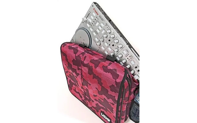 UDG Courier Bag Deluxe Digital Camo Pink