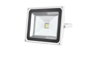PROYECTOR LED PARA EXTERIORES - 50W EPISTAR CHIP - 3000K