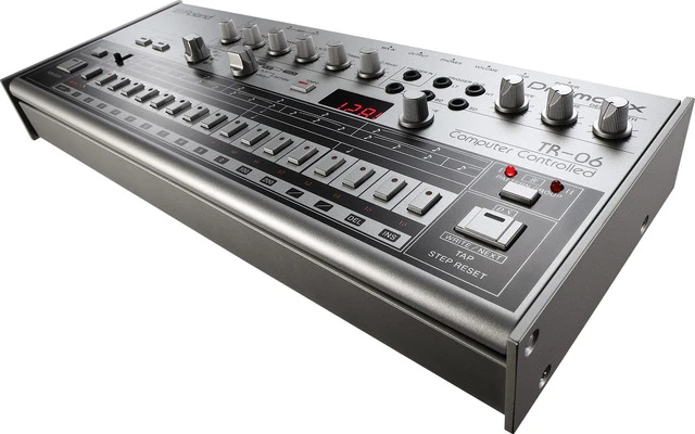 Roland TR-06