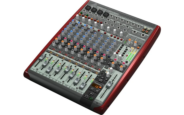 Behringer UFX1204