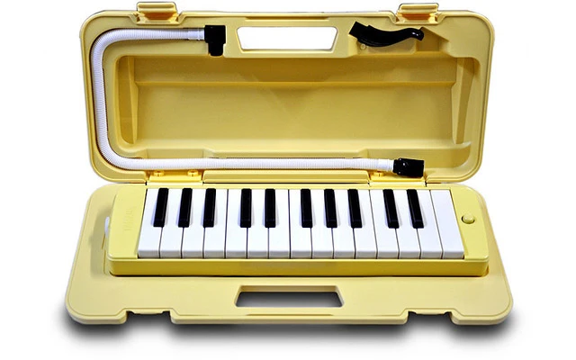 Yamaha Pianica P-25F