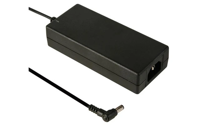 Adaptador compacto conmutado 70W 12VDC / 5.5A