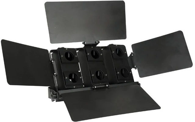 Showtec Compact Blinder 6