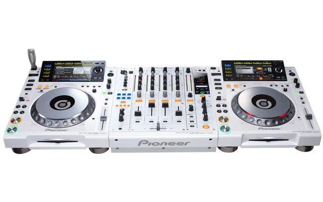 Pack Pioneer CDJ-2000 white   DJM-900 Nexus white