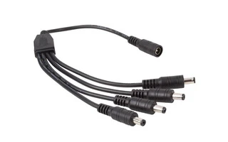 Cable con 4 conectores DC macho y 1 conector DC hembra