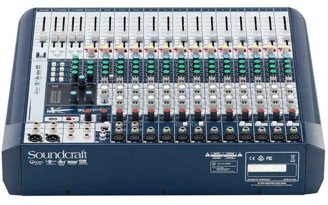 SoundCraft Signature 16