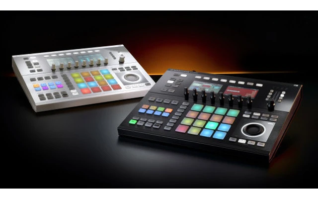 Native Instruments Maschine Studio Blanca