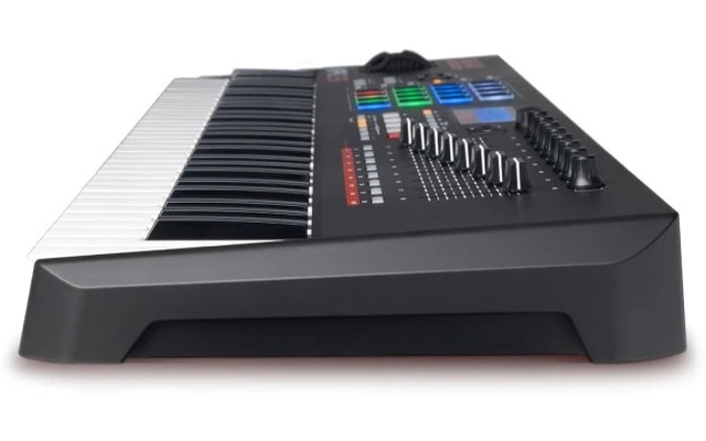 Akai MPK 261