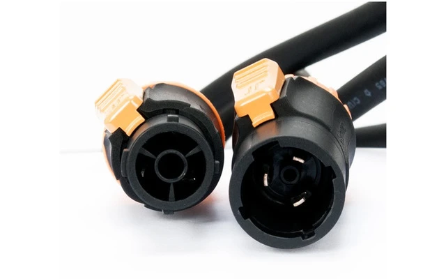 American Audio PLC IP65 Cable de alimentacion con bloqueo 0,5m