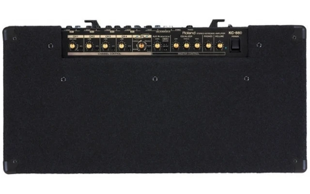 Roland KC-880
