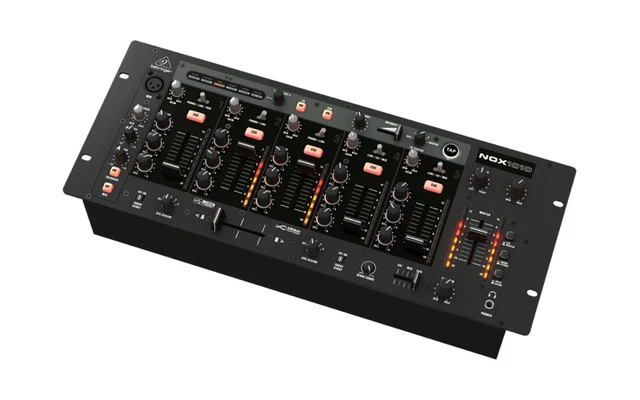 Behringer NoX 1010