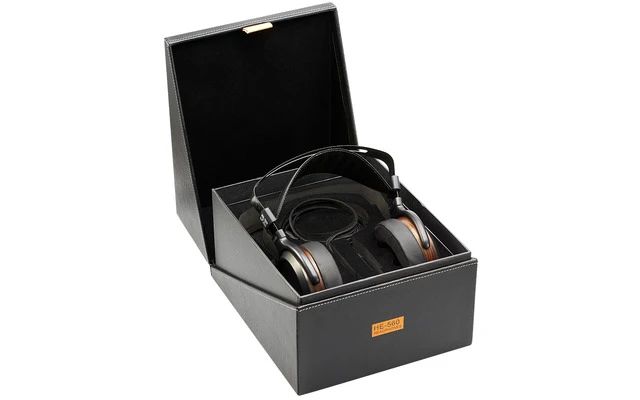 HiFiMan HE560