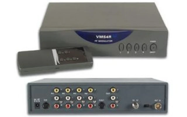 Conmutador Audio/Video con mando a distancia