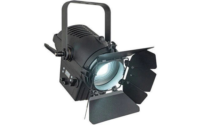 Showtec Performer 1500 Fresnel Daylight