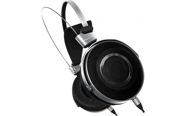 Pioneer SE-Master 1