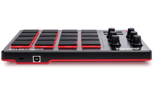 Akai MPD 218