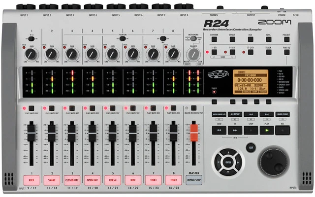 Zoom R24