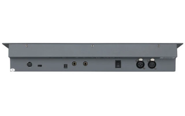Mesa DMX Showtec SM-8/2