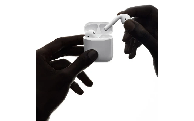 Apple AirPods